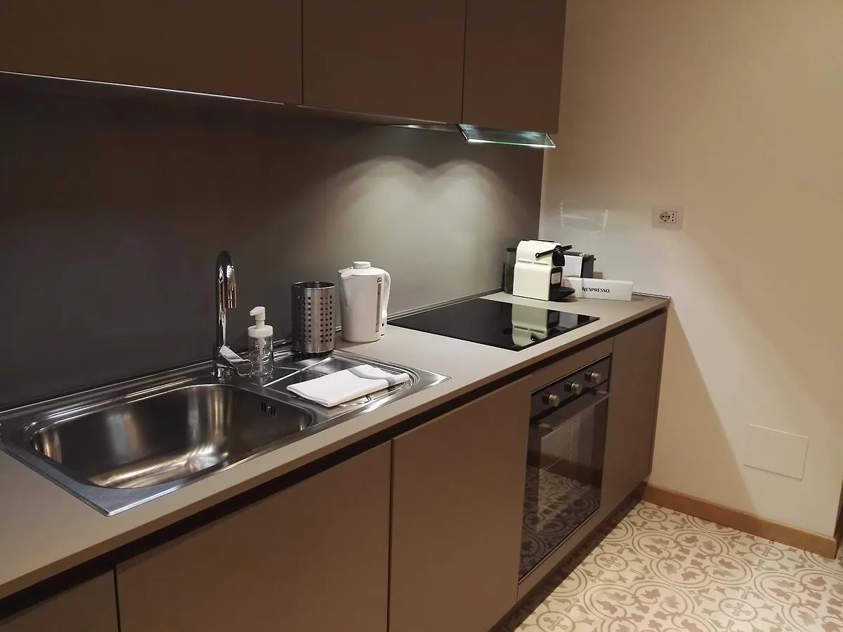 Revere 18 Apt Milan